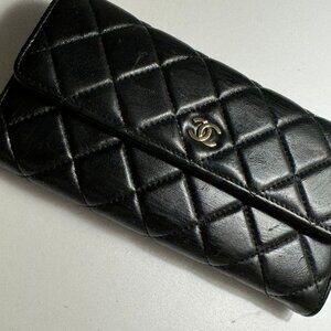 Chanel wallet